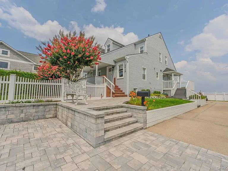 1215 W Park Ave #2 — Photo 2