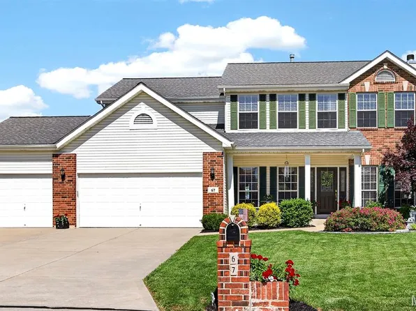 67 Lanchester Ct, Saint Peters, MO 63376