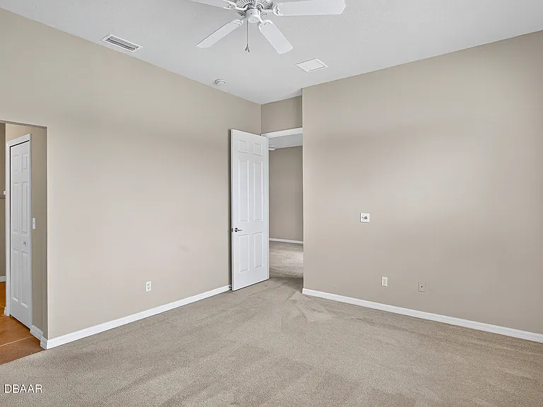 1312 Hansberry Ln — Photo 16
