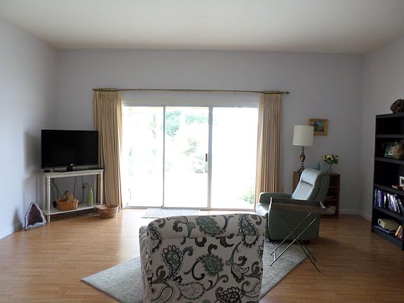 5th image of 10645 W Pineaire Dr