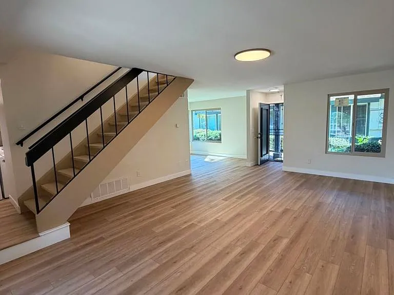 2410 Tocayo Ave #132 — Photo 16