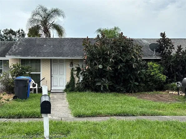 8306 Elkwood Ln, Tampa, FL 33615