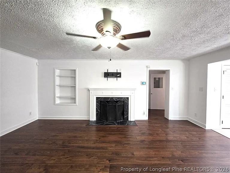 216 Country Club Dr — Photo 10