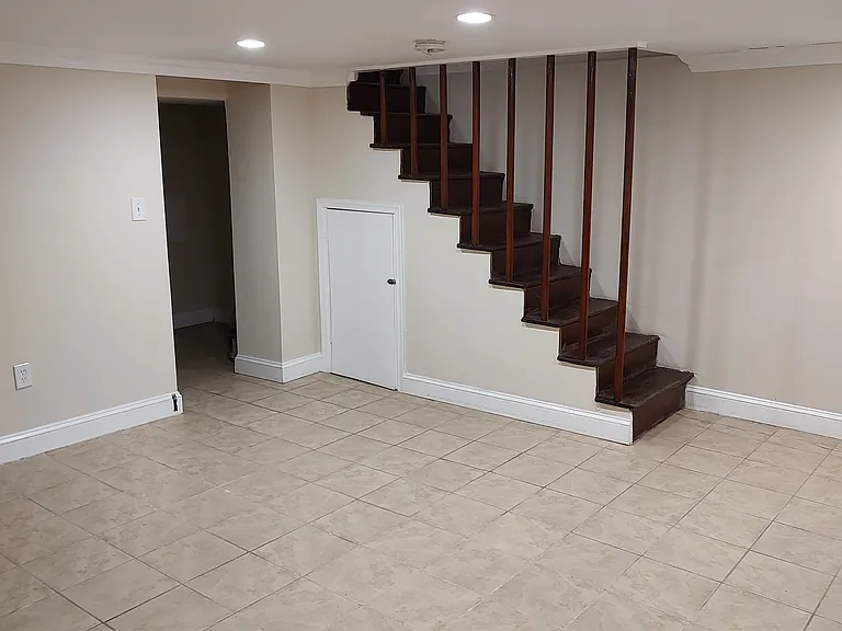 406 Ingraham St NW — Photo 8