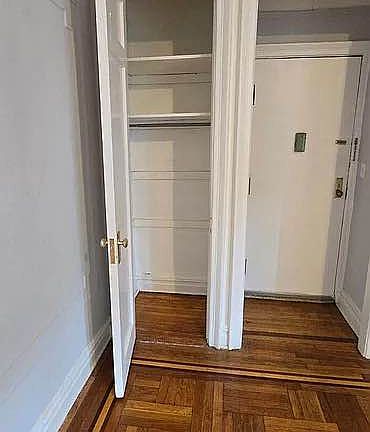 4th image of 240 Crown St APT 3S