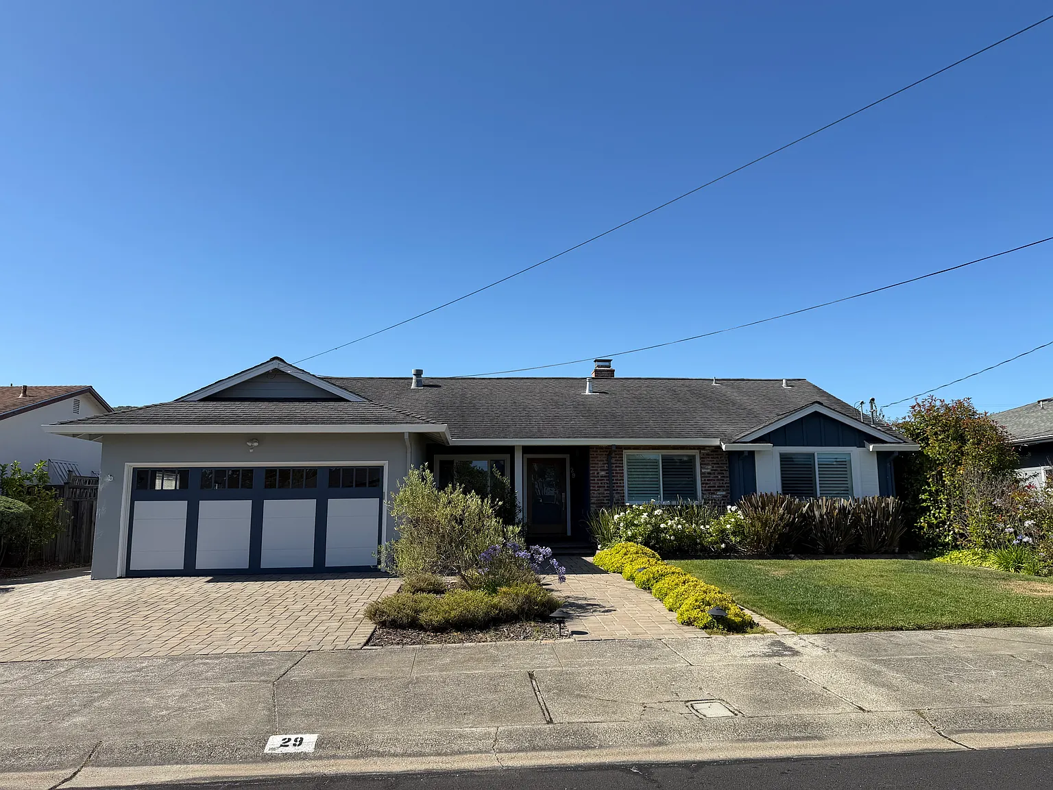 4 bed, 1855 sqft, $9,500 — Photo 1