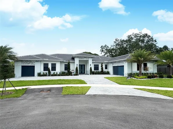 11180 SW 90th Ave, Miami, FL 33176