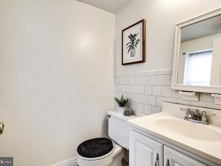 11902 Tarragon Rd #D — Photo 26