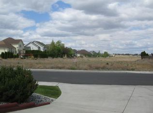 213 N Crestview Dr, Moses Lake, WA 98837