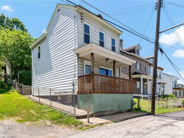 2722 Mission St, South Side, PA 15203