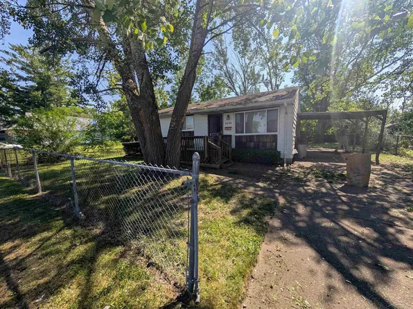 3250 Douglass St, Saginaw, MI 48601