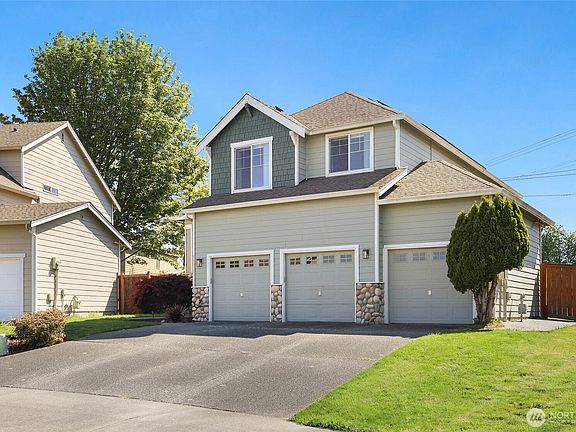 3rd image of 34516 16th Avenue SW