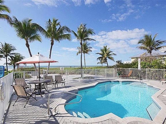 2nd image of 2704 Estero Blvd