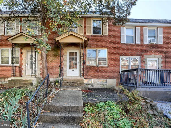 2137 Kensington St, Harrisburg, PA 17104