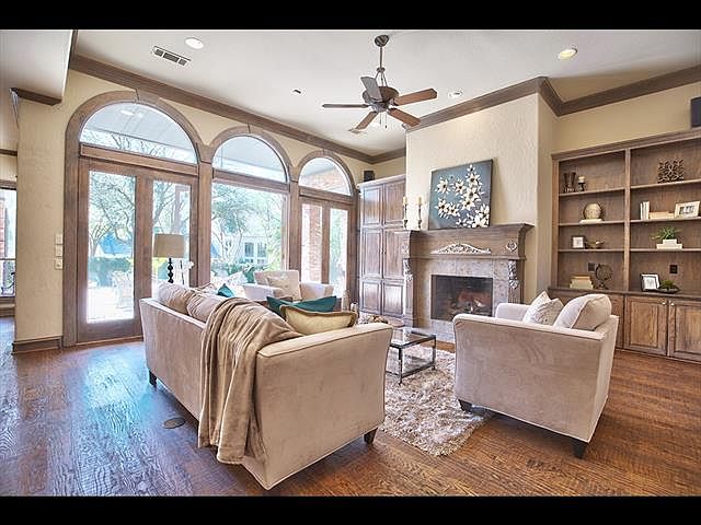 1st image of 5605 Versailles Ct
