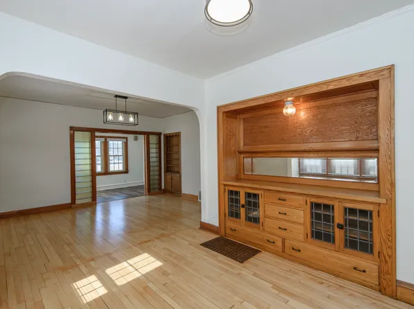 2028 S 85th St, Milwaukee, WI 53227