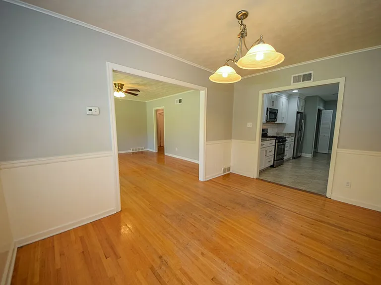 5156 Princeton Rd — Photo 6
