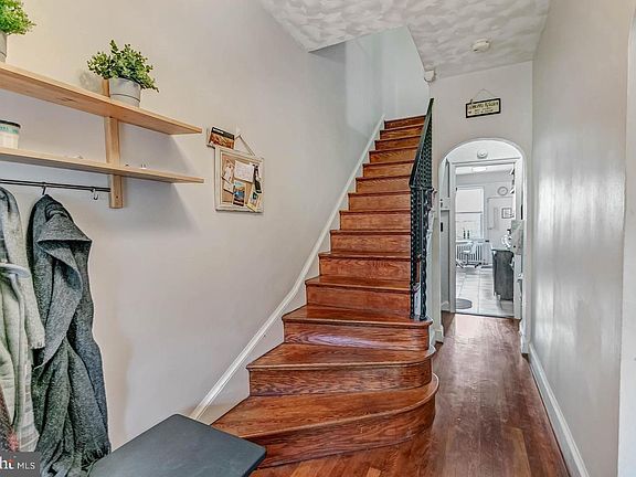 5th image of 1305 Rittenhouse St NW