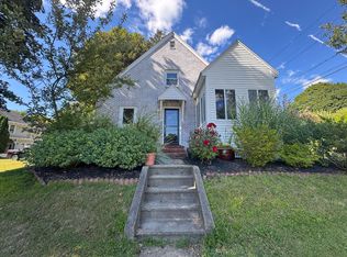 85 High St, Lee, MA 01238