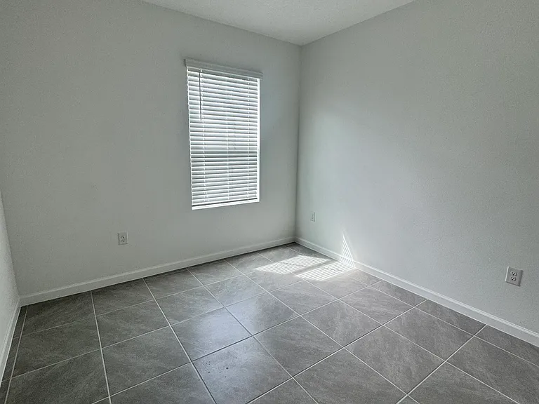 8042 SW Highway 484 — Photo 19