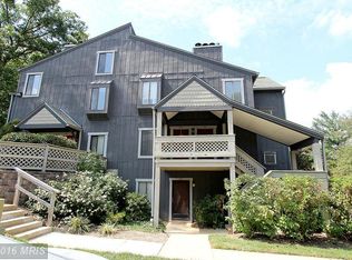 886 Windbrooke Dr #886, Gaithersburg, MD