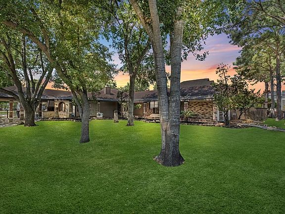 4th image of 22302 Foxbend Drive