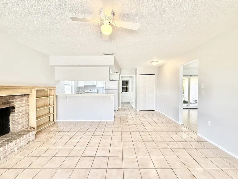 3777 Gatewood Dr — Photo 18