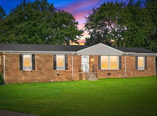 285 Melinda Dr, Clarksville, TN 37042