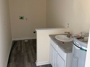 100 & 102 Blake Dr, Harrodsburg, KY