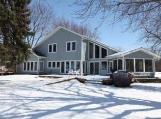 3037 Bellaire Ln, Oshkosh, WI 54904