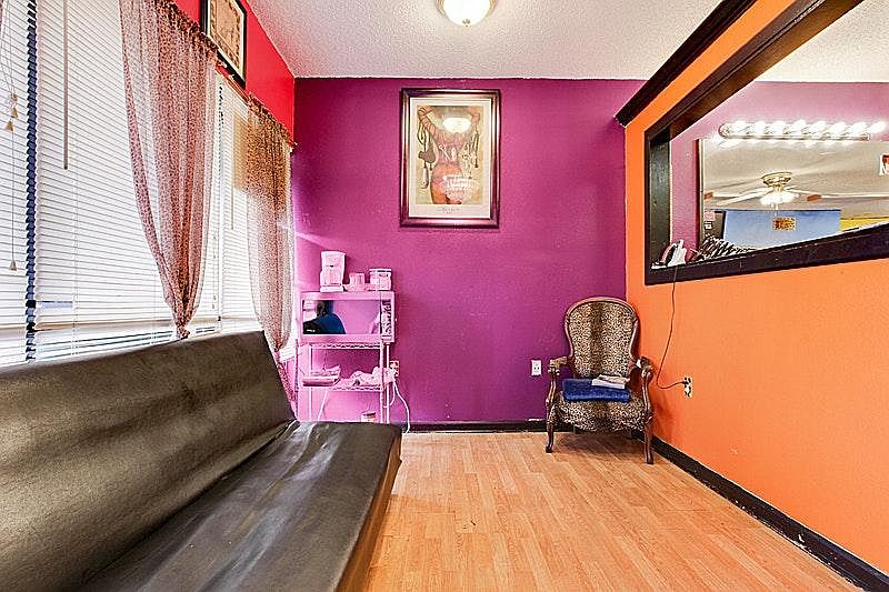1st image of 1029 Whitney Ave #A