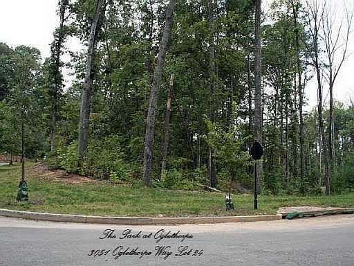 2nd image of 3051 Oglethorpe Way