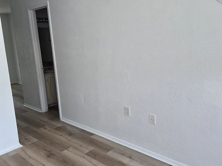 3964 Crayrich Cir #C — Photo 7