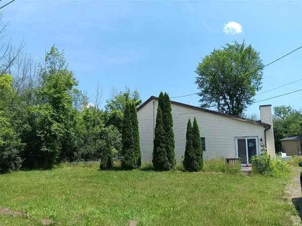 5072 King St, Williamson, NY 14589