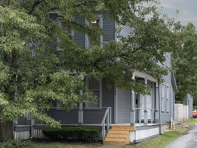 Summit St 788-790 MLR — Photo 34