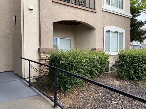 701 Gibson Dr APT 1212, Roseville, CA 95678