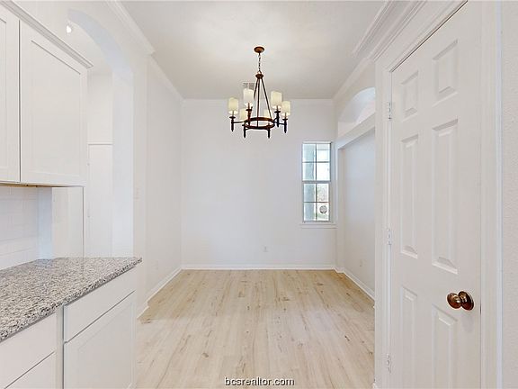 5th image of 3901 Tranquil Path Dr
