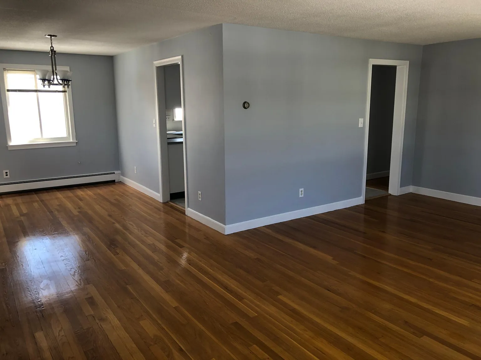2 bed, 1200 sqft, $2,600 — Photo 4
