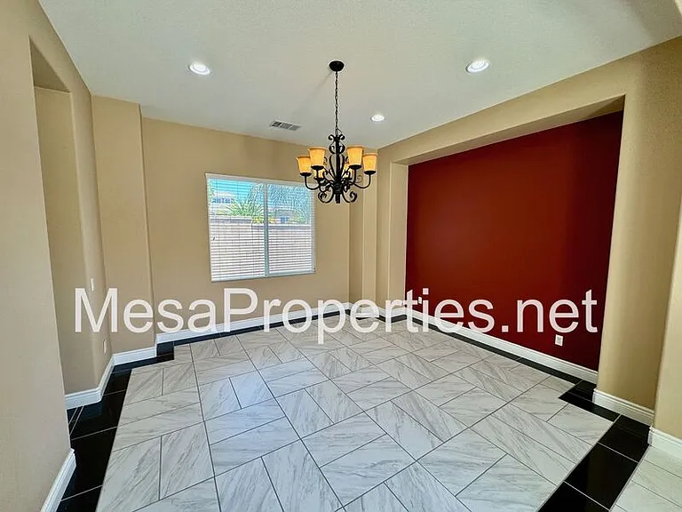 28610 Strauss Ln — Photo 16