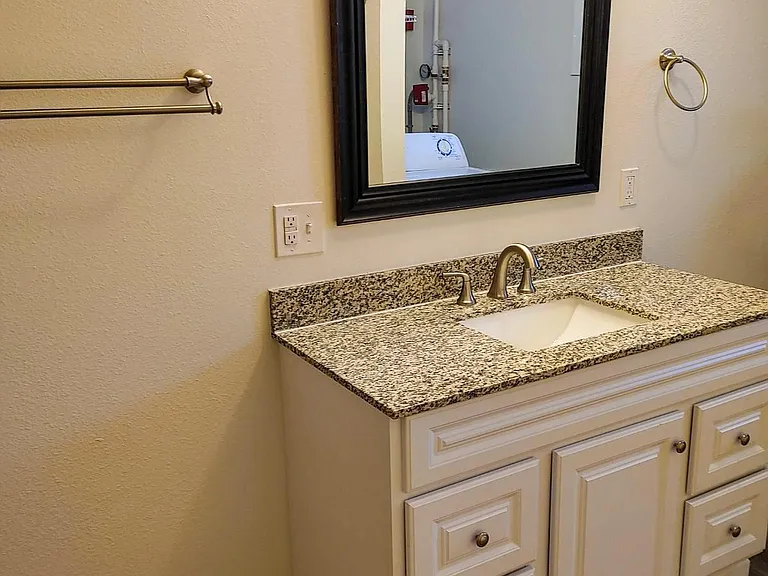 720 N Montesano St #720 — Photo 14