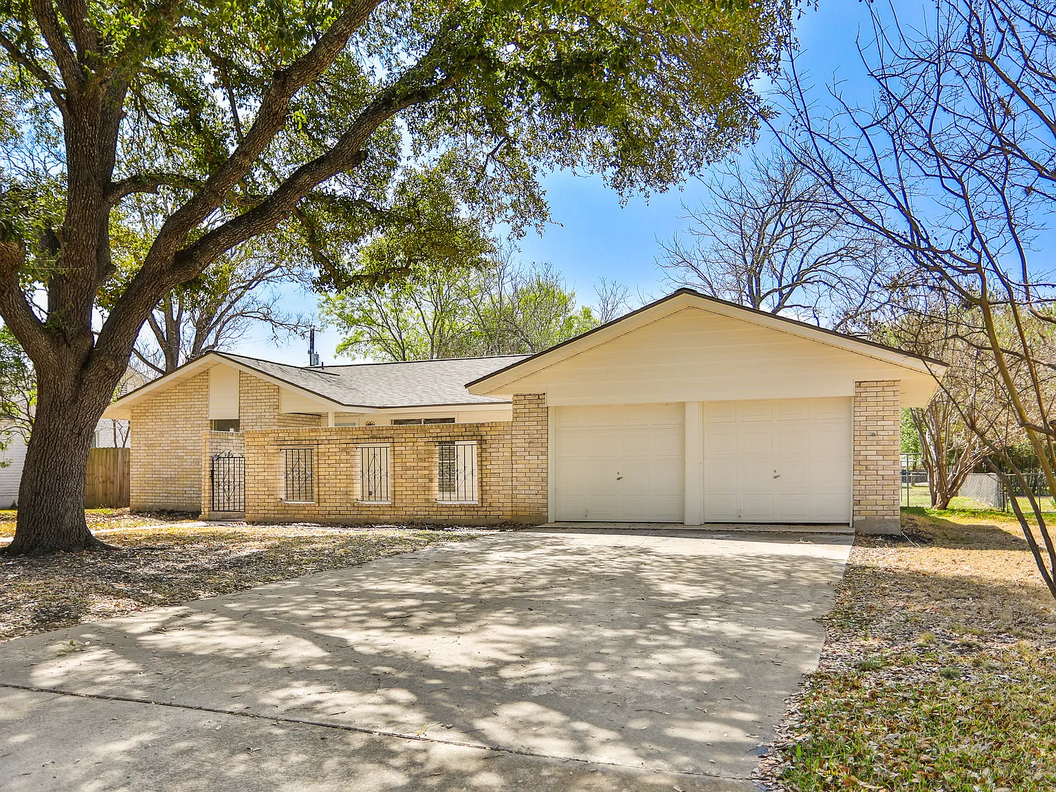 3 bed, 1549 sqft, $2,250 — Photo 2