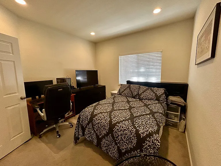 5888 Bridgeport Lake Way — Photo 18