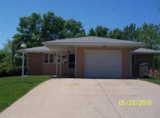 5104 N 85th St, Omaha, NE 68134