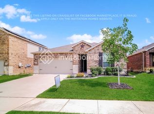 1801 Vernon Dr, Aubrey, TX 76227