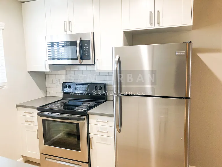 3209 Meade Ave #7 — Photo 17