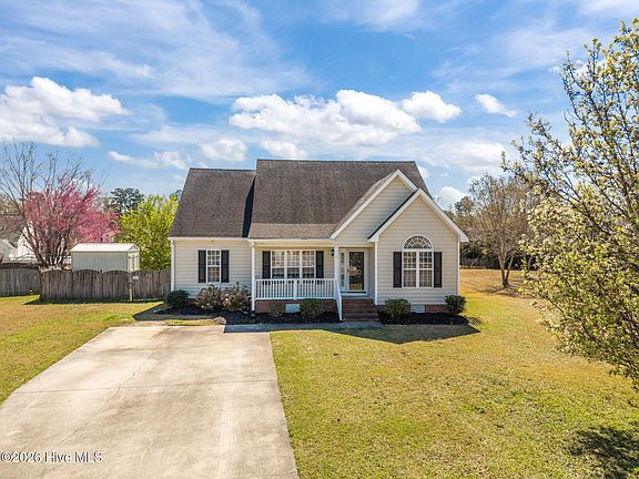 4th image of 736 Addington Drive