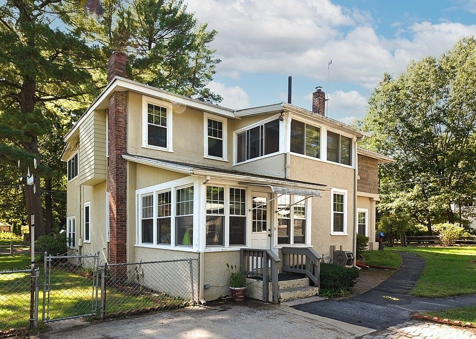 2nd image of 15 Perry Rd