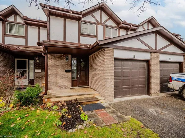 46 Cedarwoods Cres #12, Kitchener, ON N2C 2L7