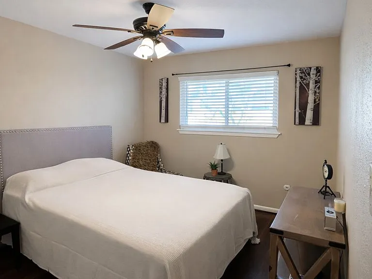 1831 Sherwood Forest St #28 — Photo 8