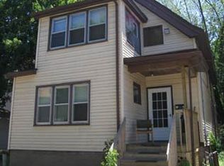 1111 Bowen Ct, Madison, WI 53715